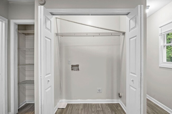 Building Photo - 1005 Westmoor Dr NW