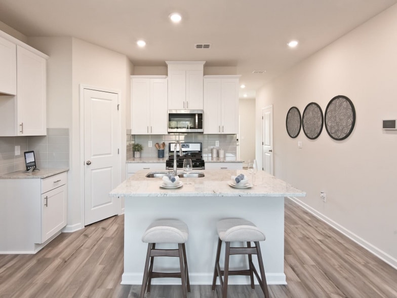 Building Photo - 2316 Belterra Dr