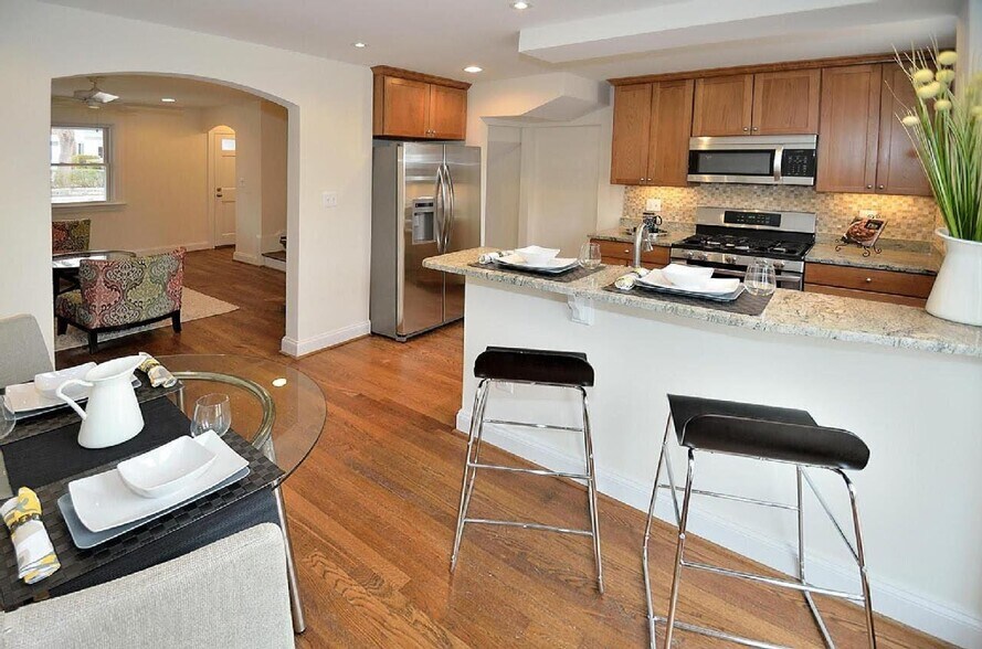 Building Photo - 209 Wesmond Dr