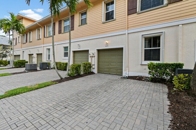Building Photo - 4171 Maya Cay Ln