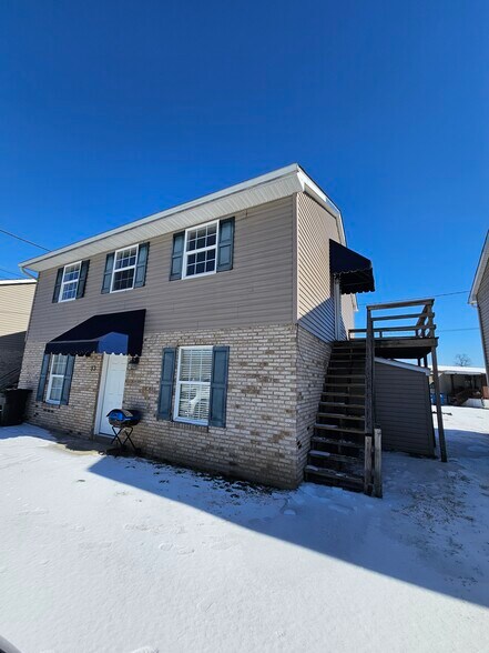 Building Photo - 33 Private Drive 8006