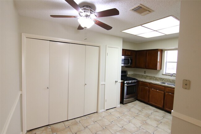 Building Photo - 3118 Settlers Way Blvd