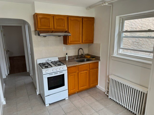 Building Photo - 9013 70th Dr