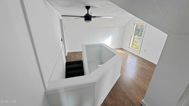 Building Photo - 12 Ordway Ln