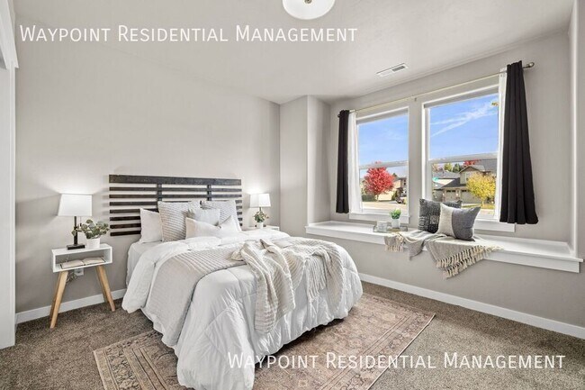 Building Photo - 4235 S Highcliff Ave