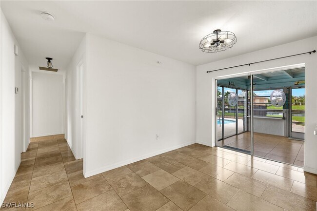 Building Photo - 2150 Aruba Ave