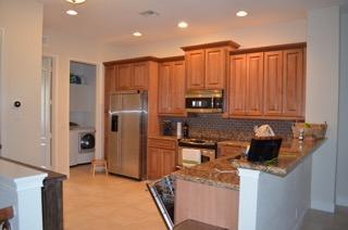 Building Photo - 5021 Vine Cliff Way W