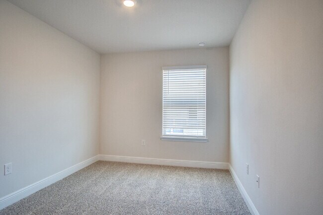 Building Photo - Brand New! Stylish 3BR/2.5BA Townhome with Modern Finishes, Quartz Kitchen, Garage, and Easy Acce...