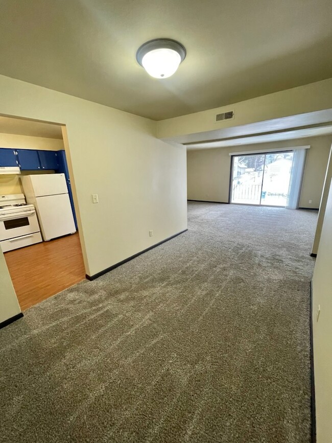 Dining Room Area - 1210 Northfield Ave NE