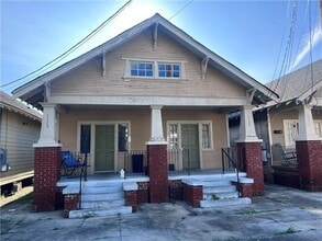 Building Photo - 1133 Belleville St