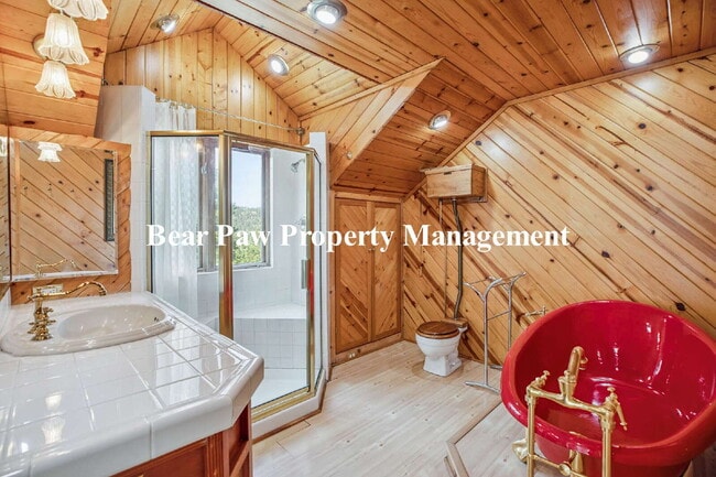 Building Photo - Great House in South Evergreen!! Must See!!