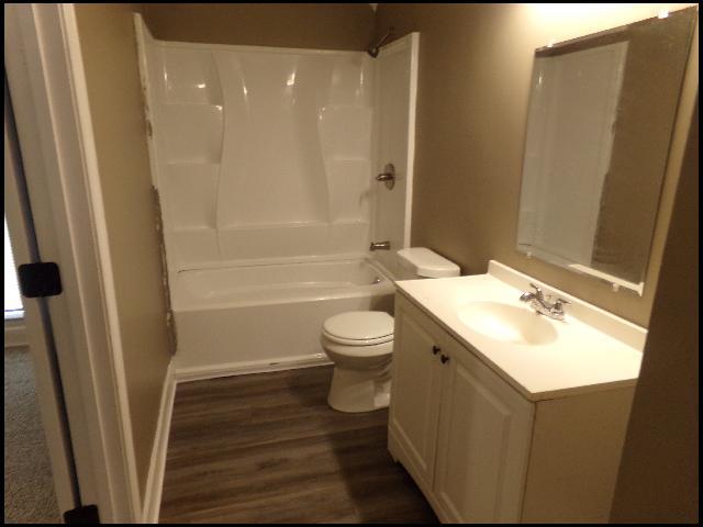 Building Photo - 96 Deer Run Dr