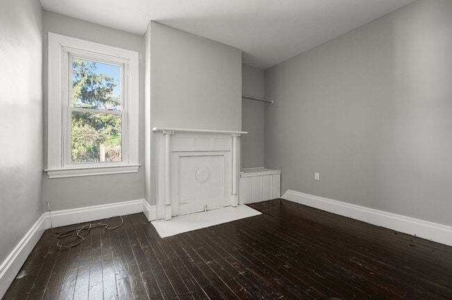 Building Photo - 3bed/1.5bath in Mt. Washington