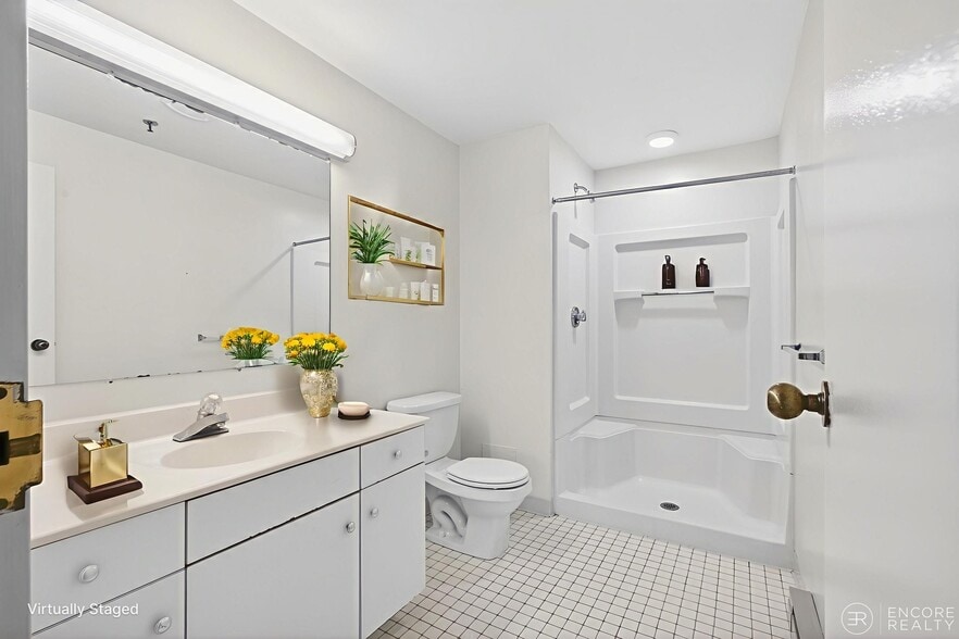 Building Photo - 394 Ocean Ave