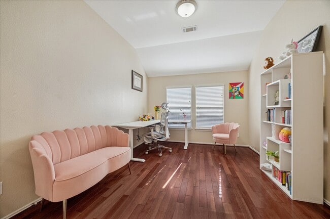 Building Photo - 5019 Peabody Hill Ln