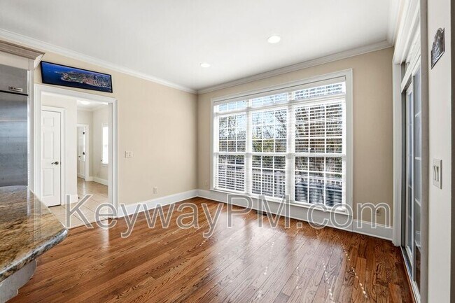 Building Photo - 529 John Fox Run