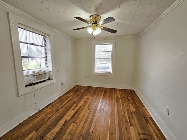 Building Photo - 134 S Blackstock Rd