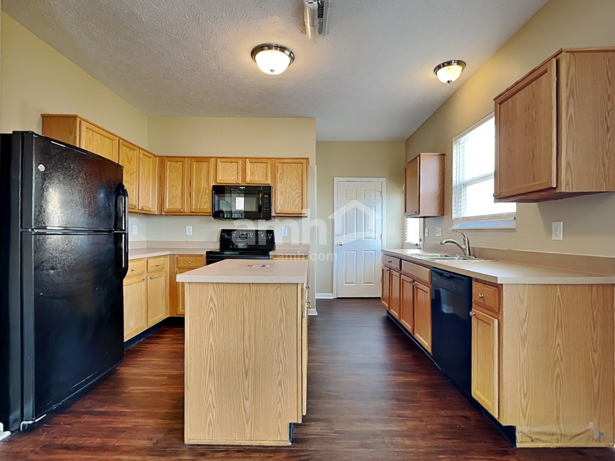 Building Photo - 12134 Carriage Stone Dr