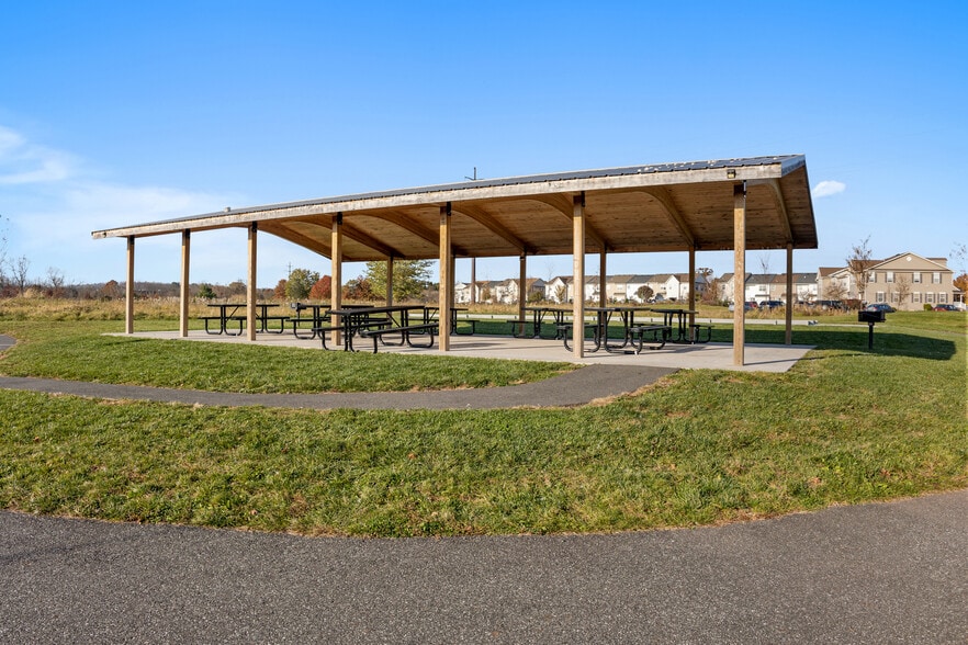 Building Photo - 3089 Goshen Dr