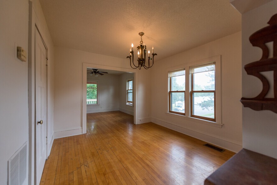 Building Photo - 219 N Humboldt Ave