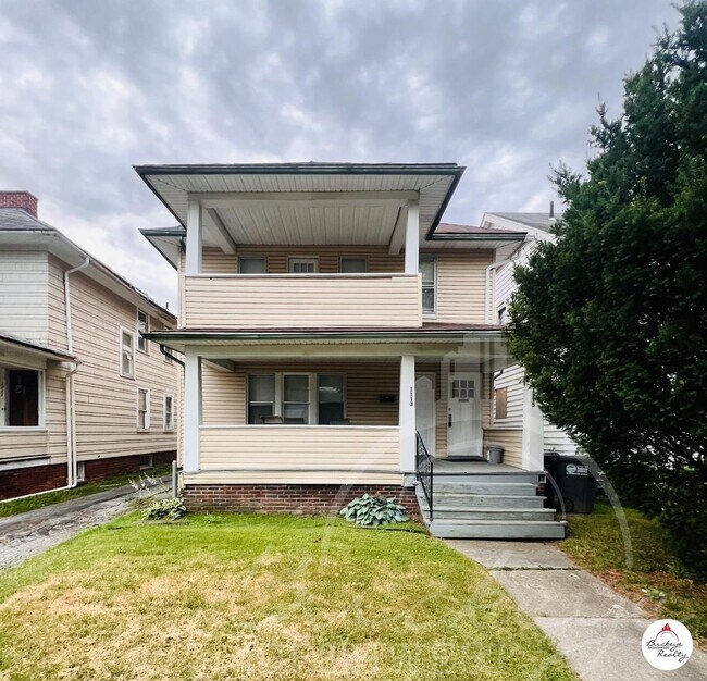 Primary Photo - 1113-1115 Alcott