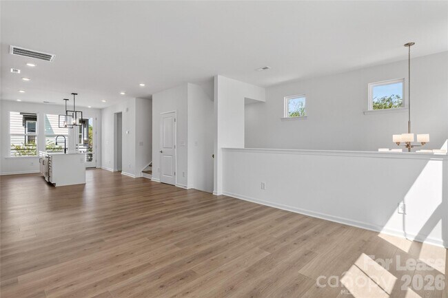 Building Photo - 504 Annie Lowery Wy