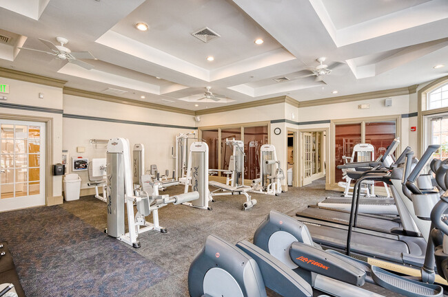 Building Photo - 400 Symphony Cir