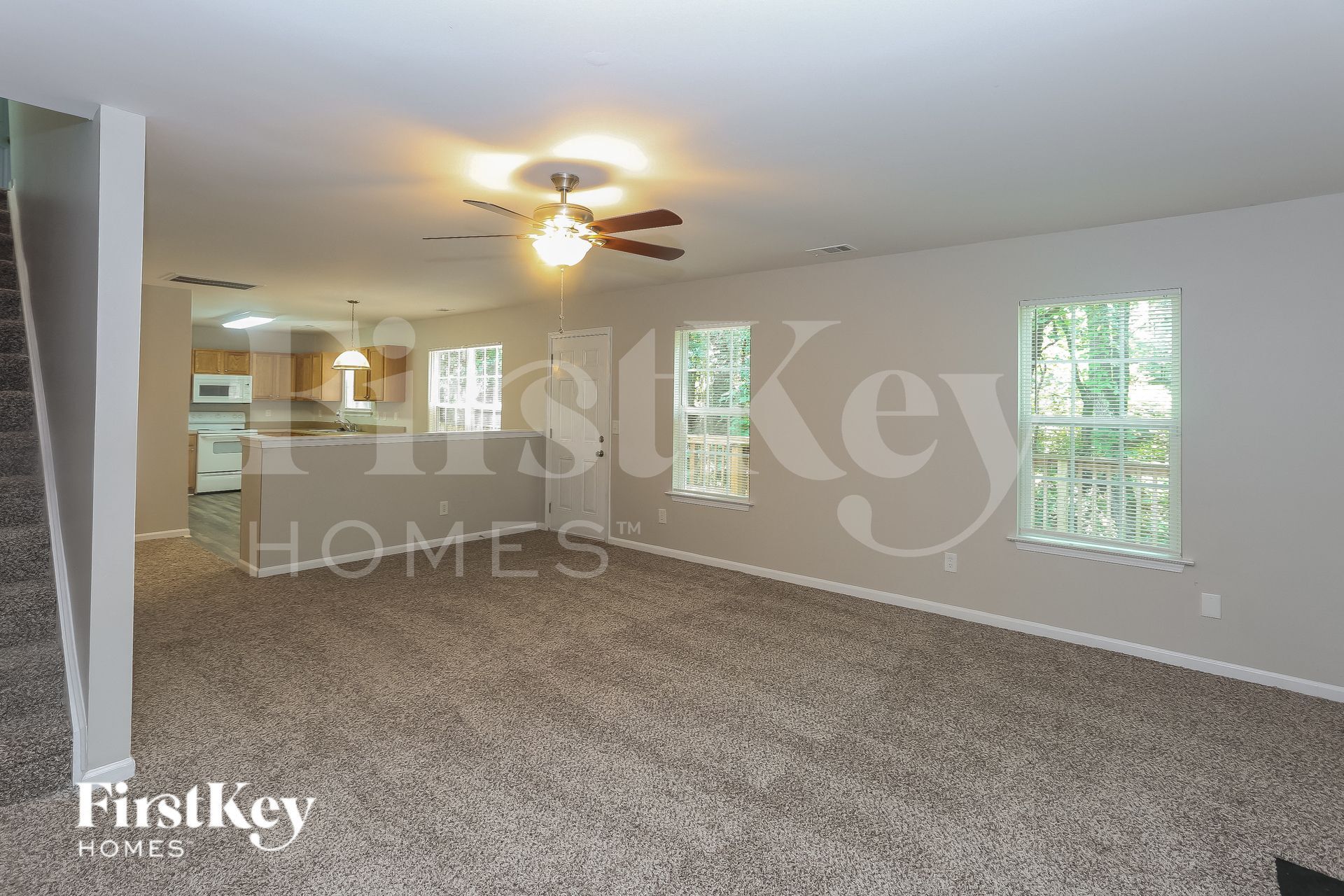 Building Photo - 8605 Royal Bluff Dr