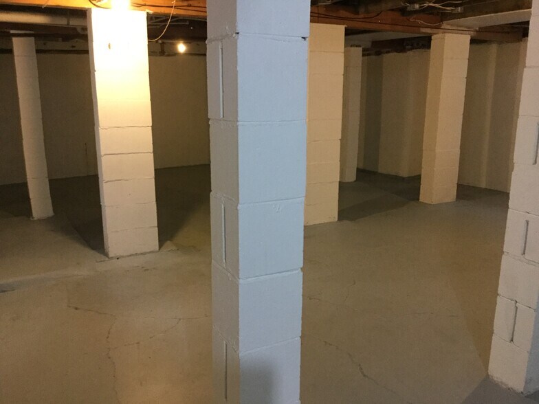 Building Photo - 1215 Liberty St