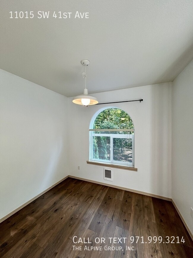 Building Photo - 11015 SW 41st Ave