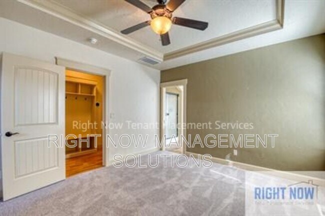 Building Photo - 1076 W Stanhope St