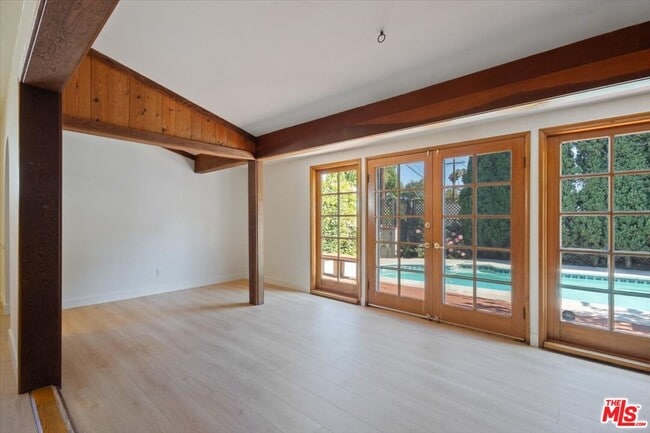 Building Photo - 12848 Tiara St