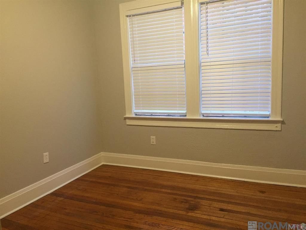 Building Photo - 718 Park Blvd