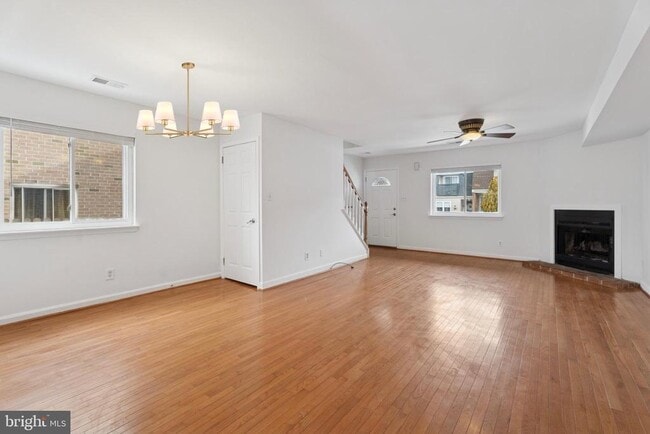 Building Photo - 70 Rickmar Ln