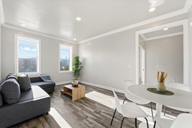 Building Photo - 3-5 Potter Pl