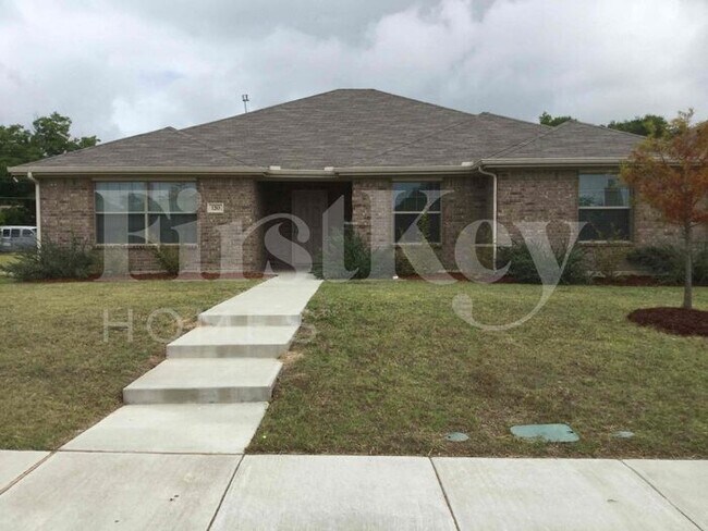 Building Photo - 1283 Alhambra Dr