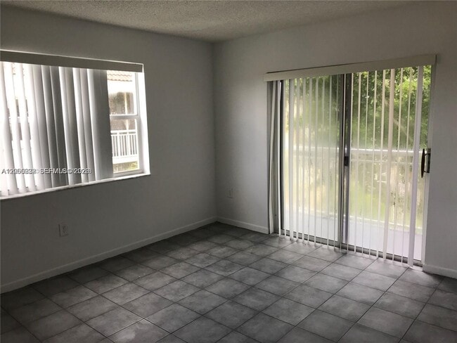 Building Photo - 8580 SW 212th St