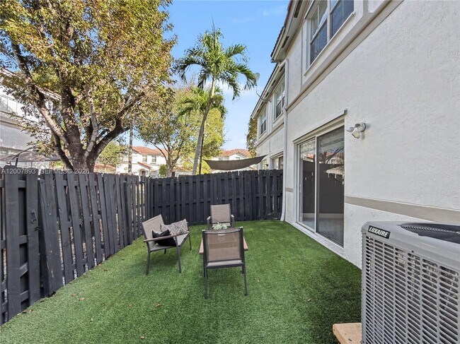 Building Photo - 7876 NW 109th Path