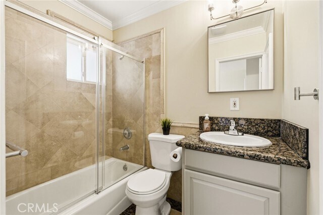 Building Photo - 7218 Enfield Ave