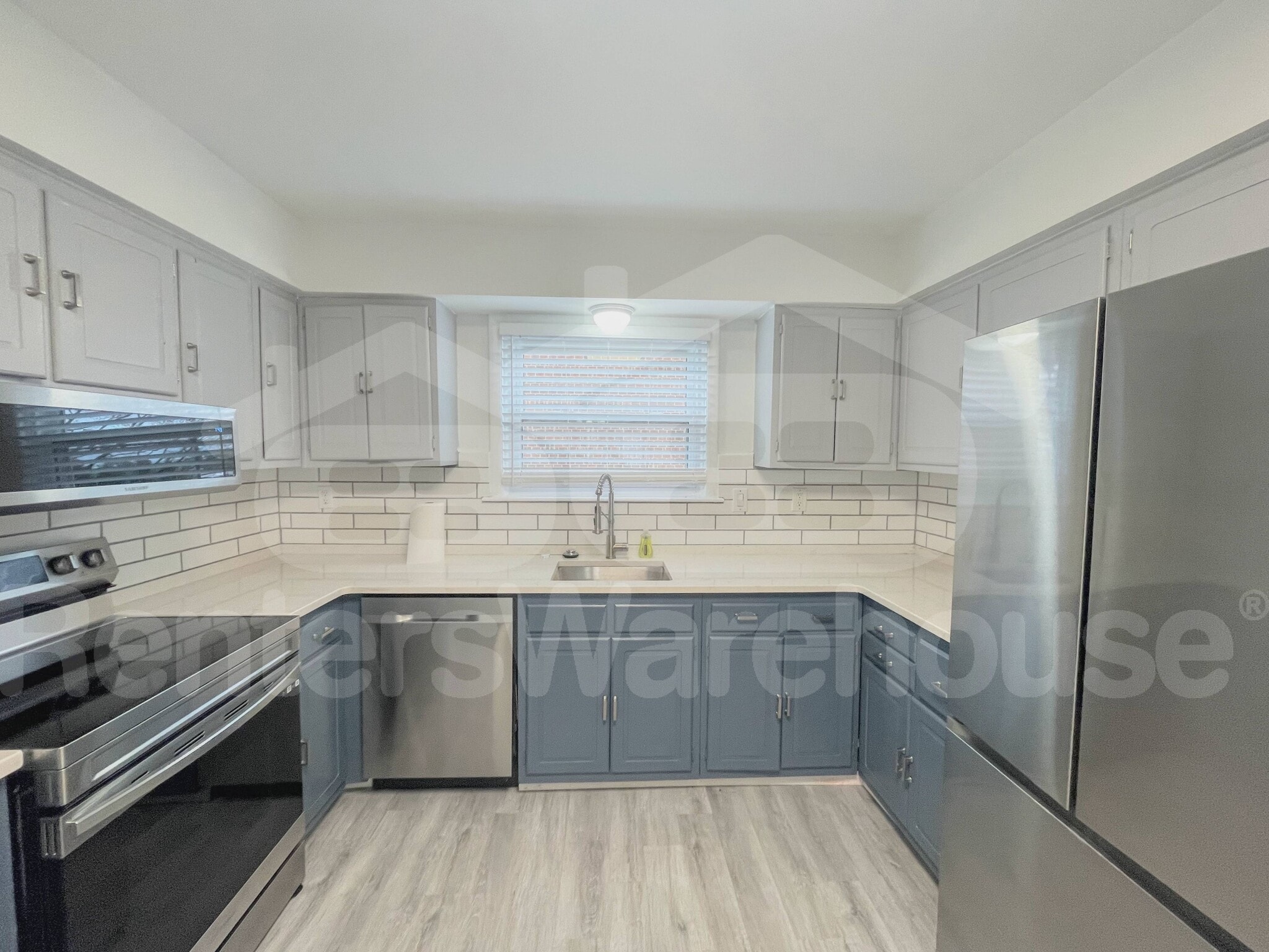 Building Photo - 5000 Dunderdale Ct