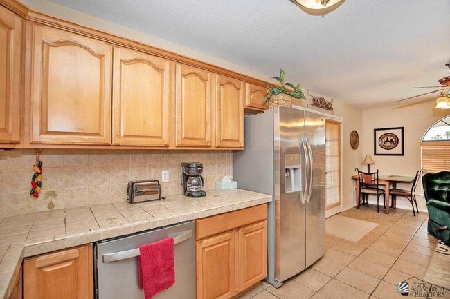 Building Photo - 13644 E 52nd Dr