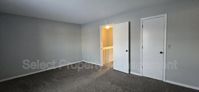 Building Photo - 5448 Evard Rd