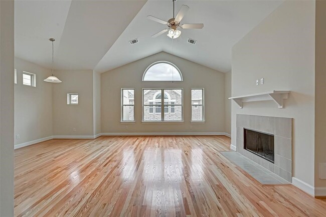 Building Photo - 11609 Main Cypress Dr