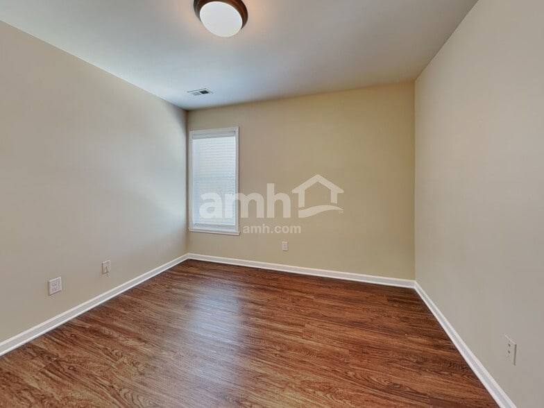 Building Photo - 4020 Tarrant Trace Cir