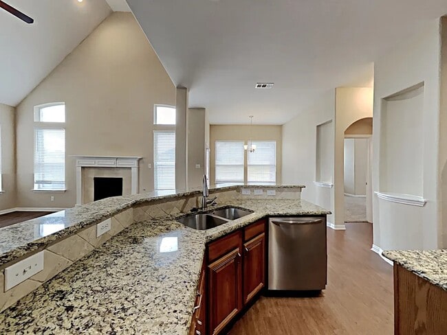 Building Photo - 1110 Ginger Trail