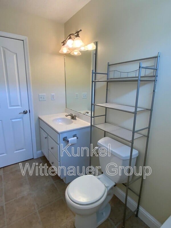 Building Photo - 3336 Berwin Green Dr