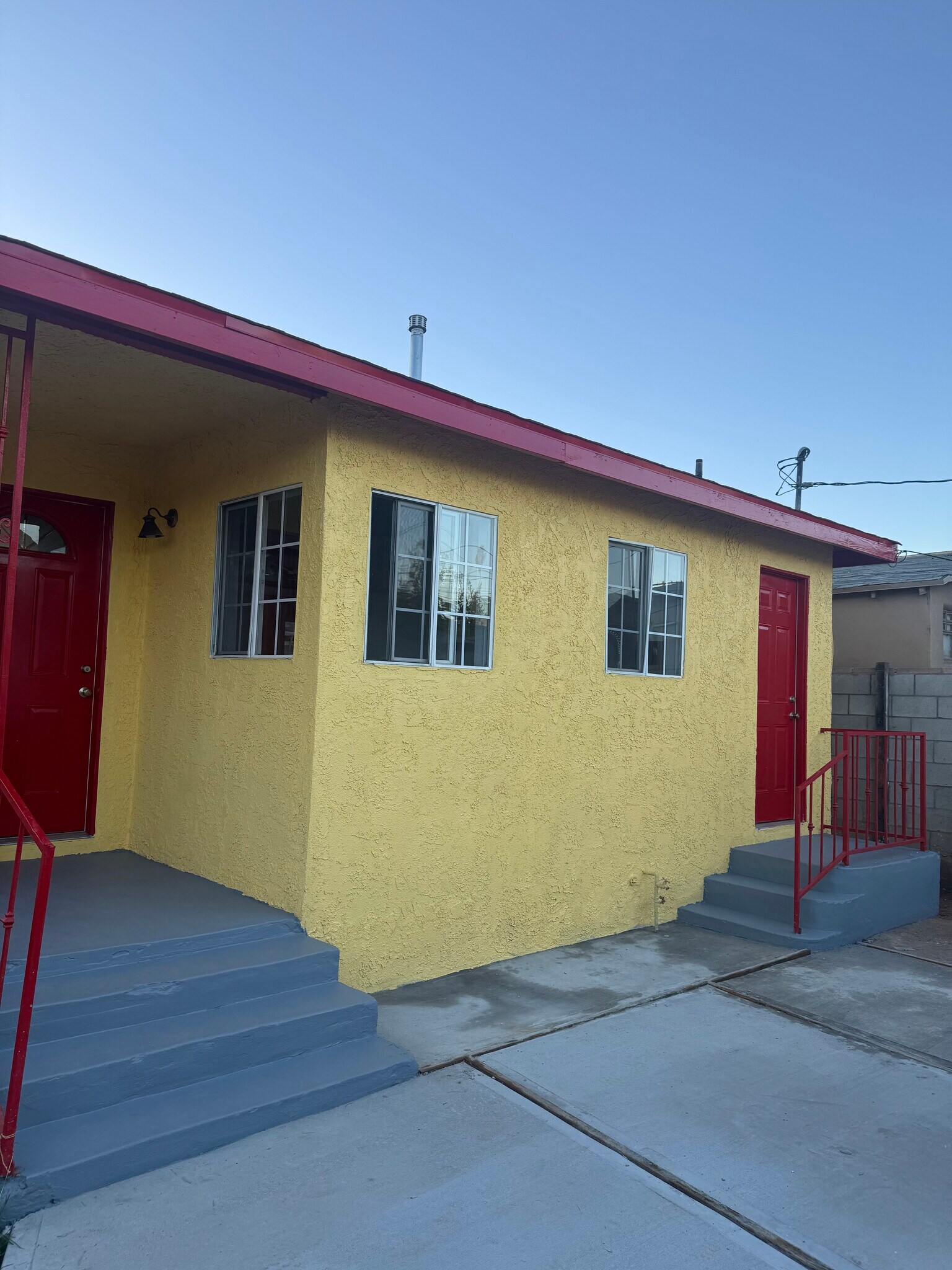 Building Photo - 225 1/2 N Townsend Ave