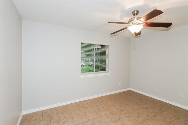 Building Photo - 16938 Worden Ln