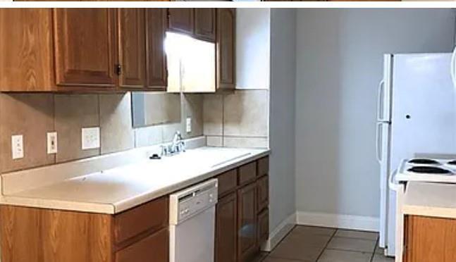 Building Photo - 7001 Oak Meadow Cir