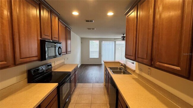 Building Photo - 3166 Riachuelo Ln